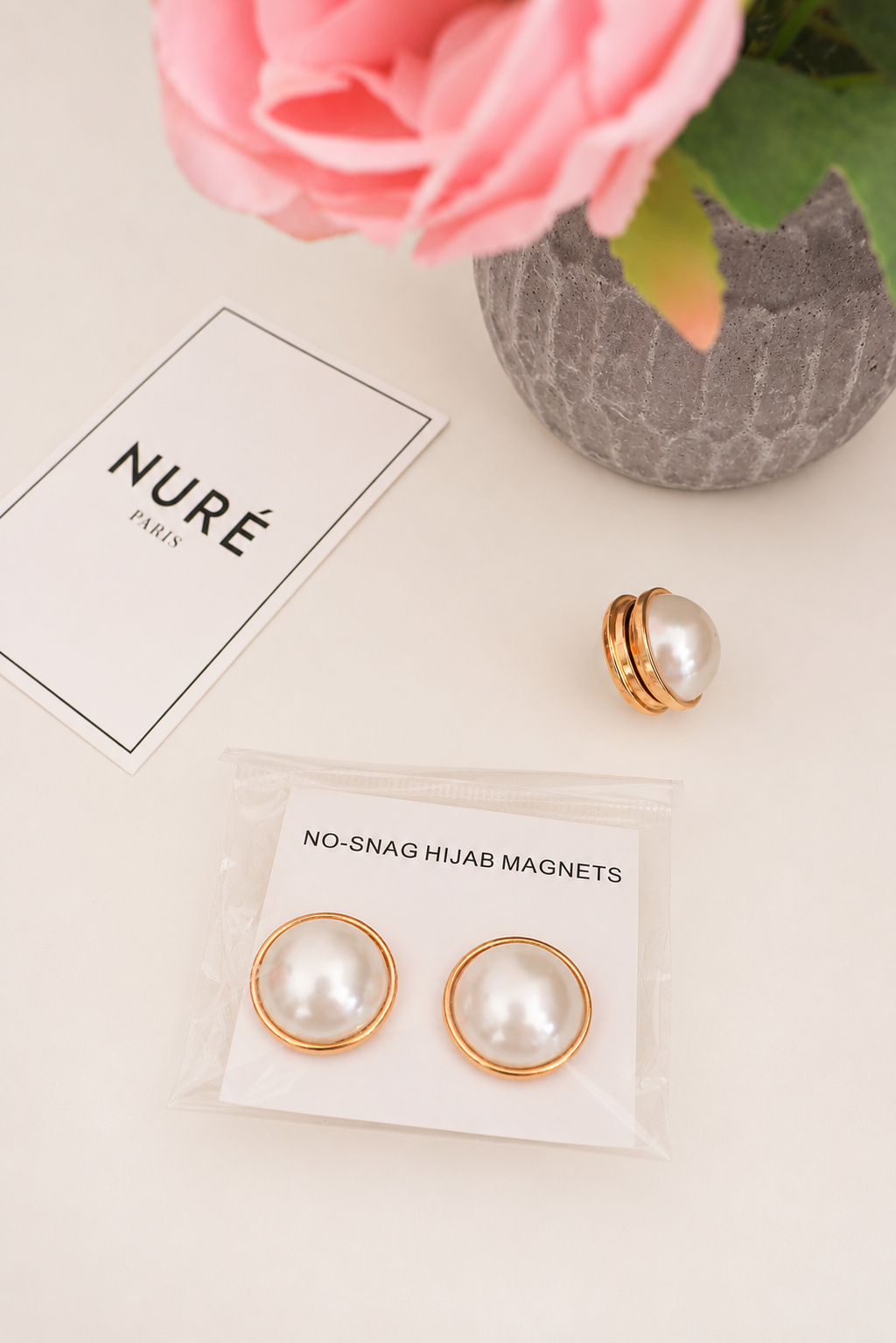 Pearl Hijab Magnets Pair – White