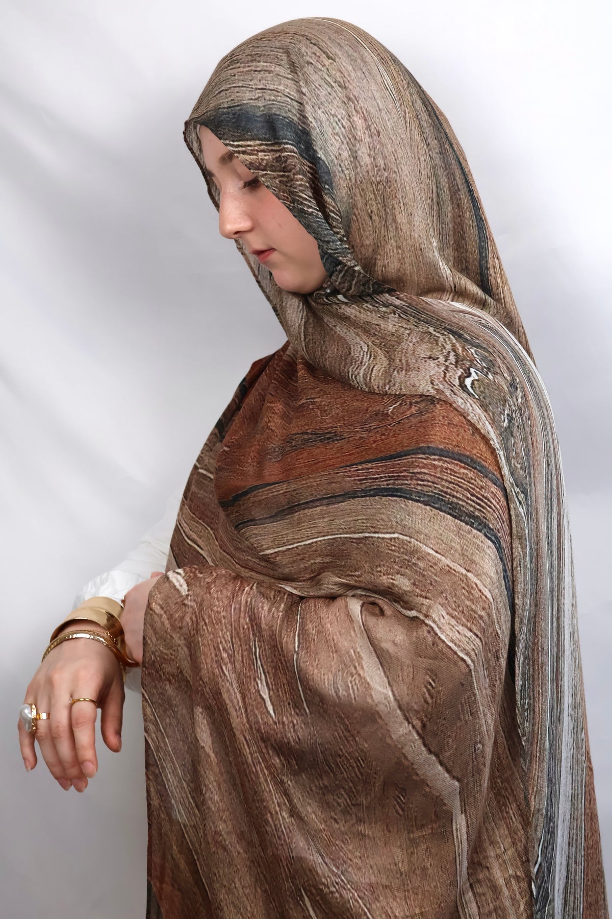 Cinnamon Swirl | brown autumn hijab