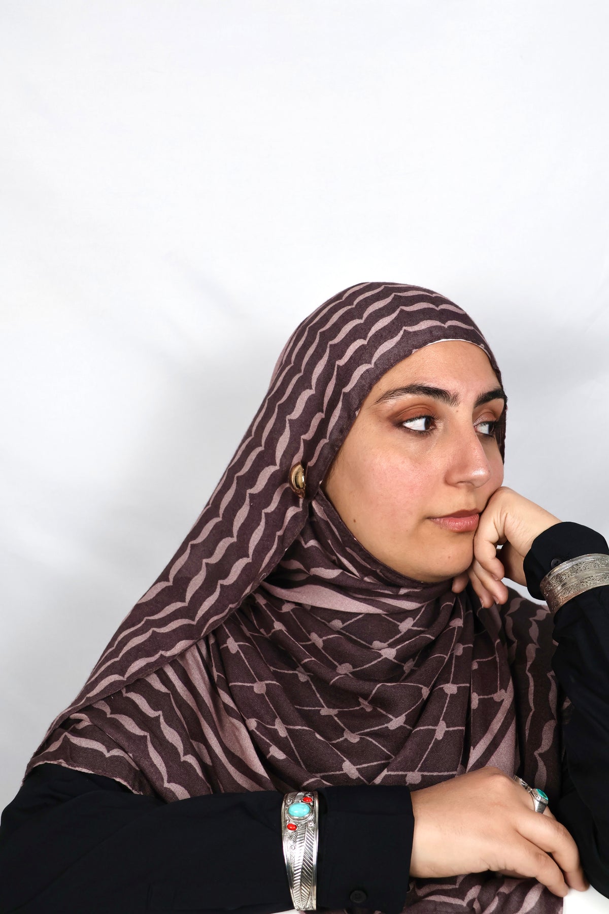 Plum Chérie | plum autumn print hijab
