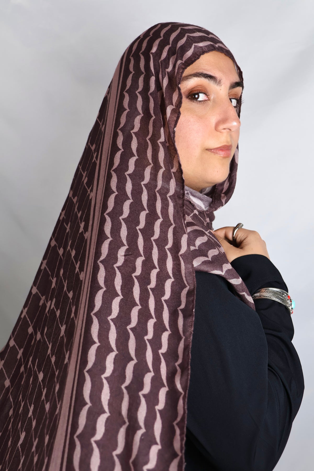 Plum Chérie | plum autumn print hijab