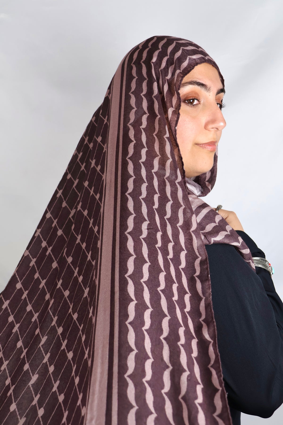 Plum Chérie | plum autumn print hijab