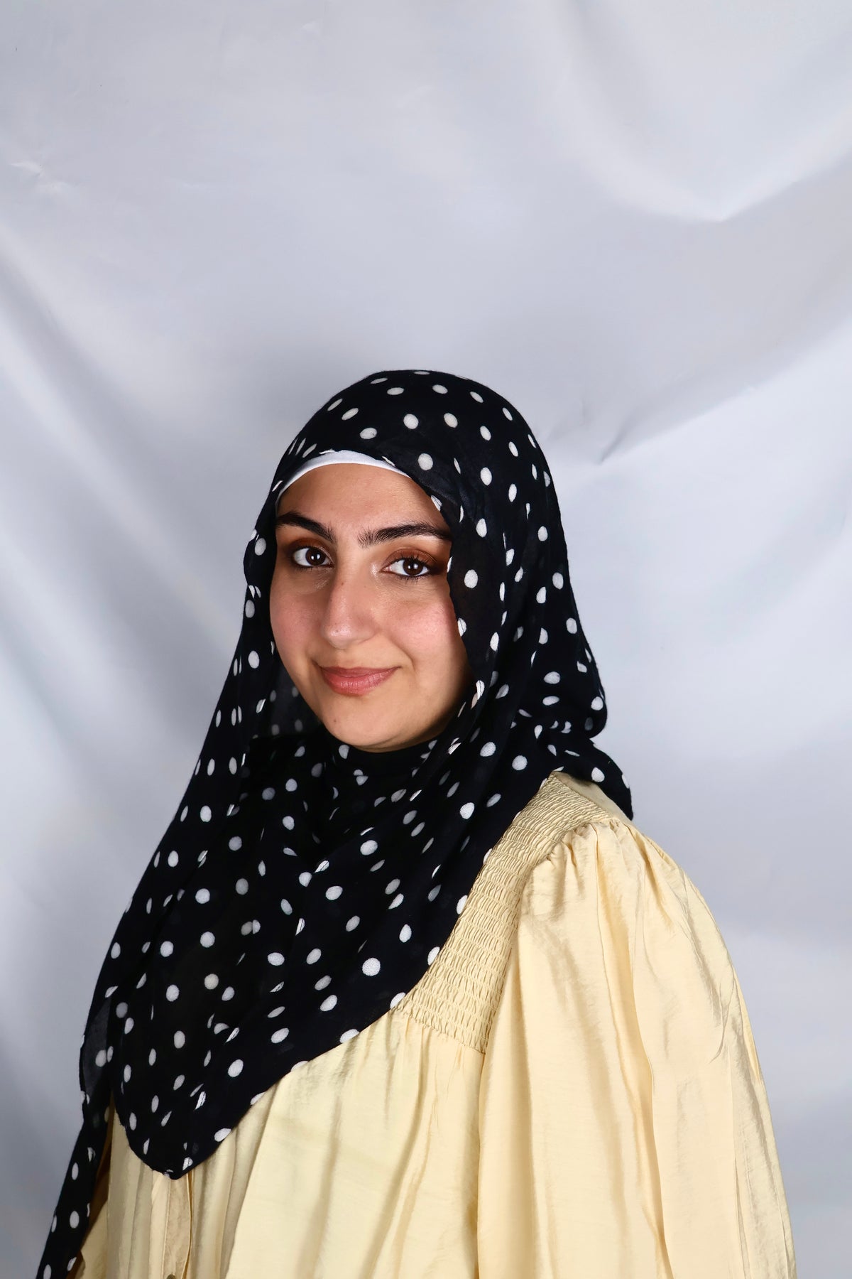 Dots Noir | black polka dot print hijab