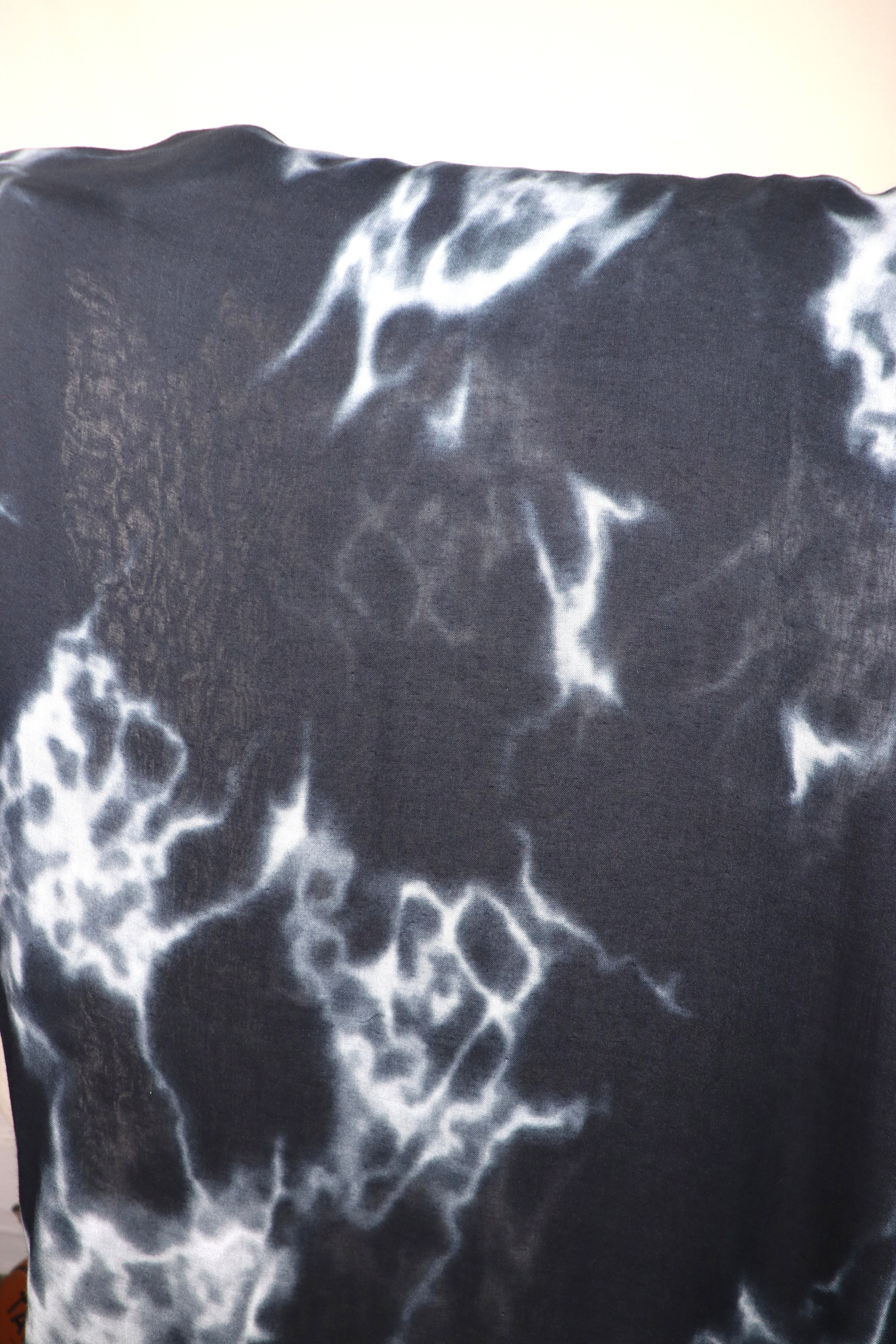 Archive Sample - Noir Abstrait