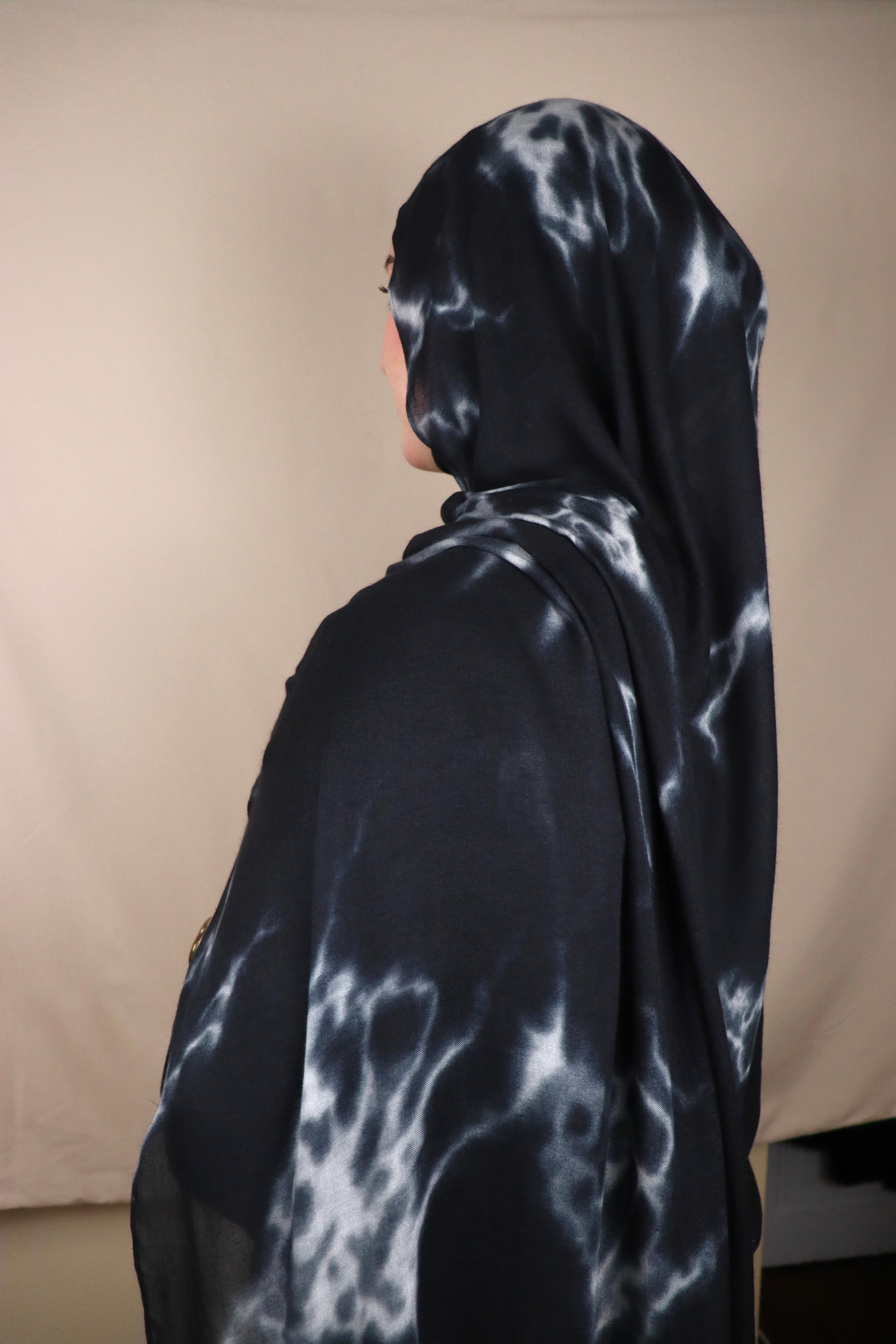 Archive Sample - Noir Abstrait