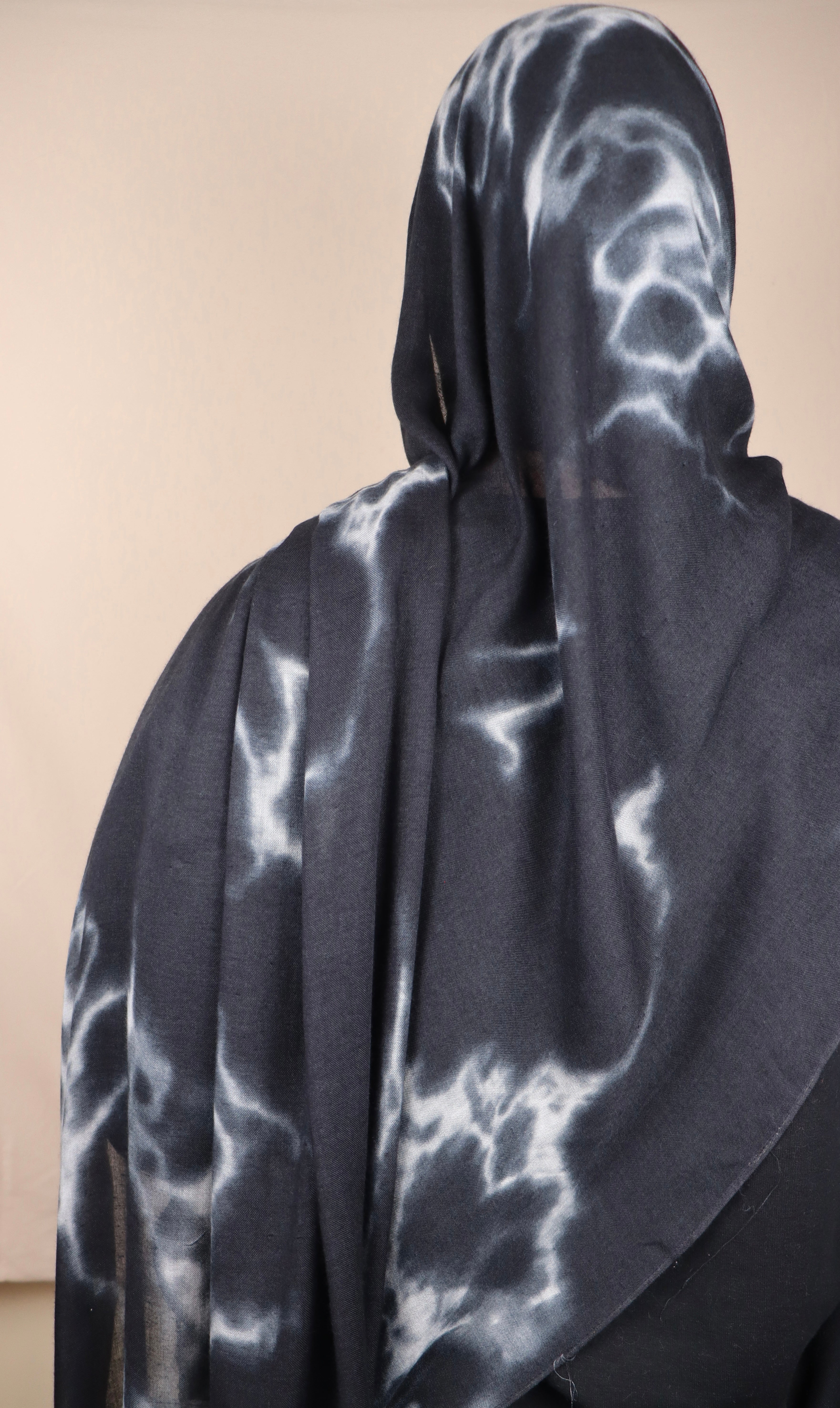 Archive Sample - Noir Abstrait