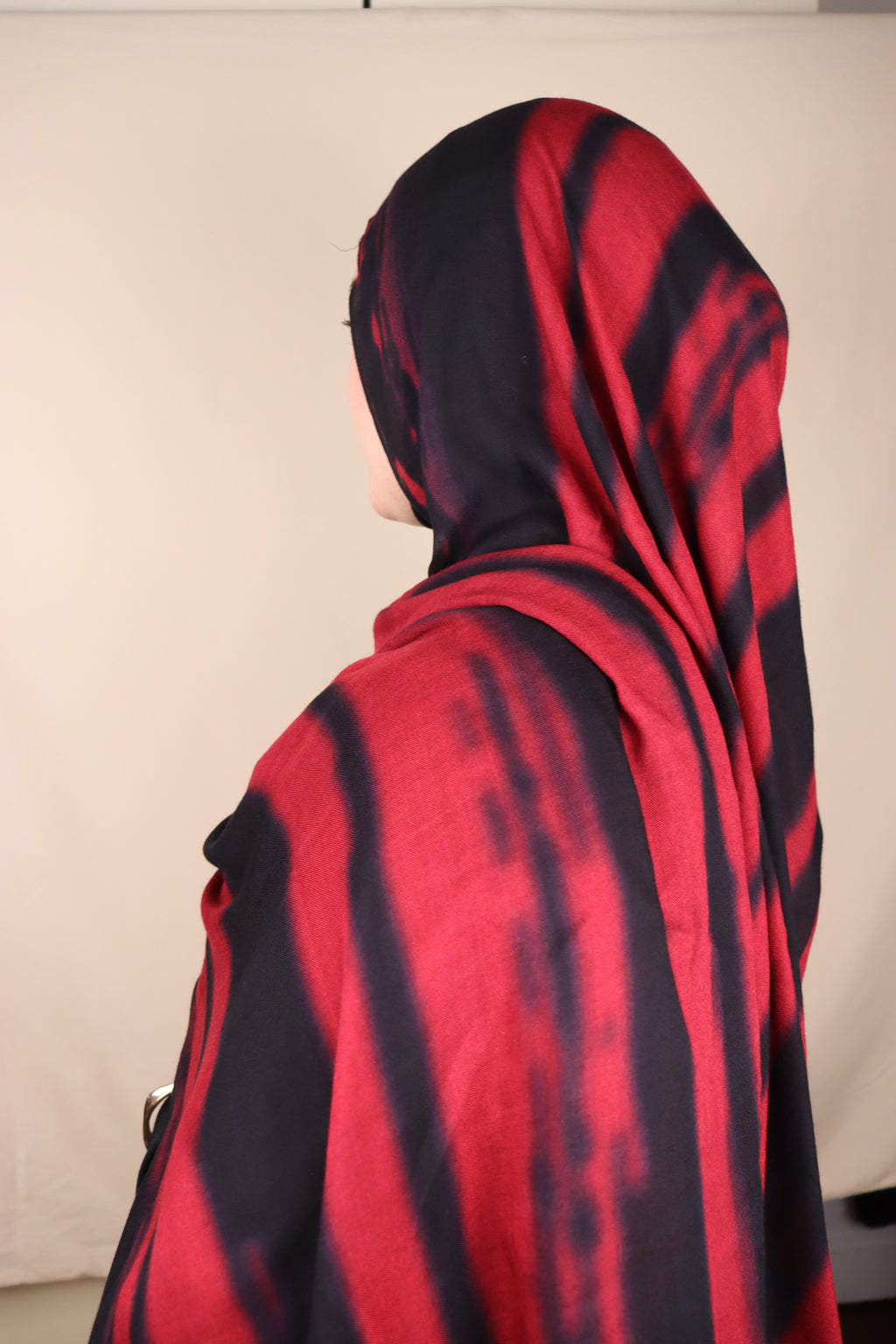 Archive Sample - Noir Rouge