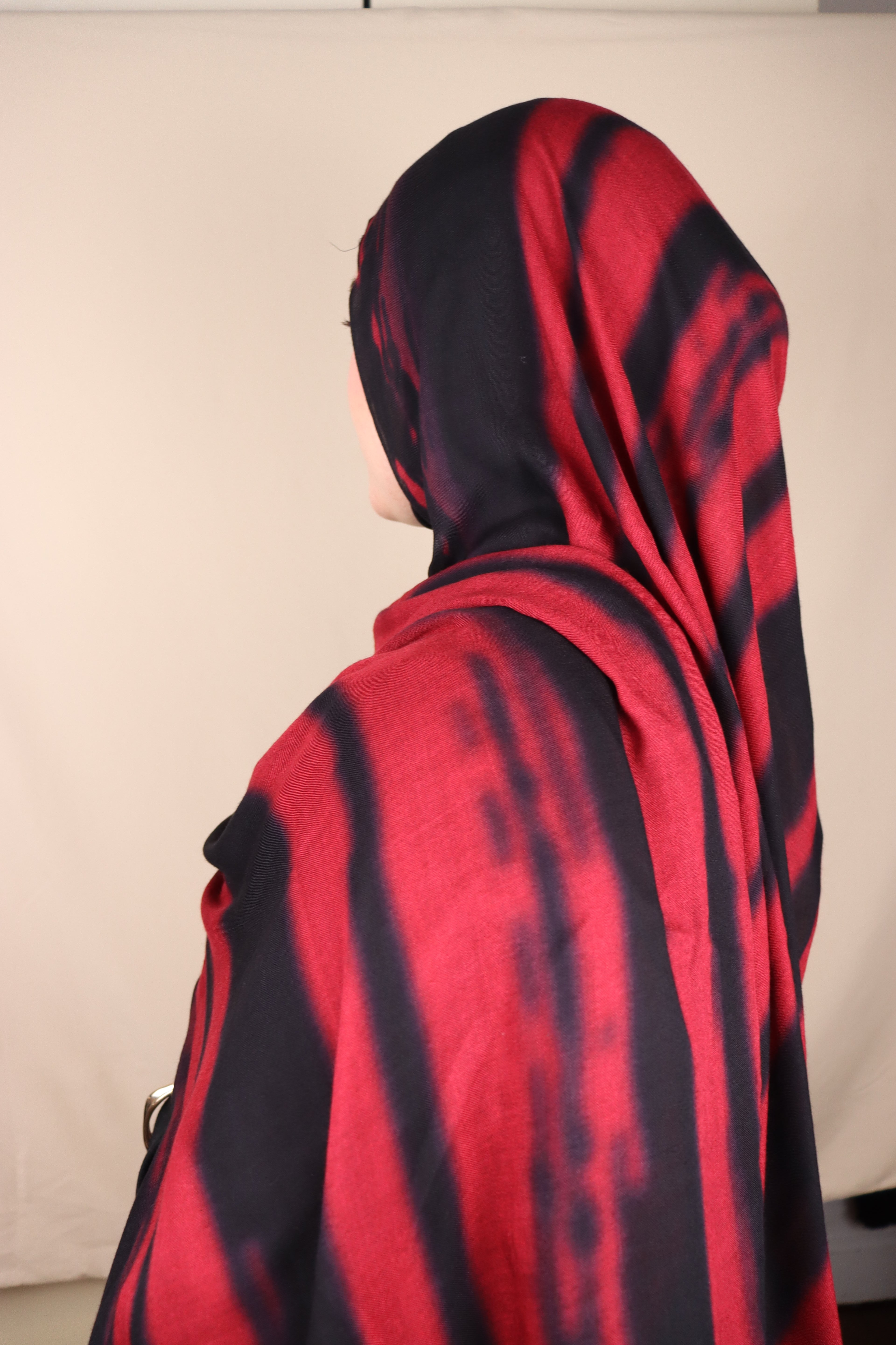 Archive Sample - Noir Rouge