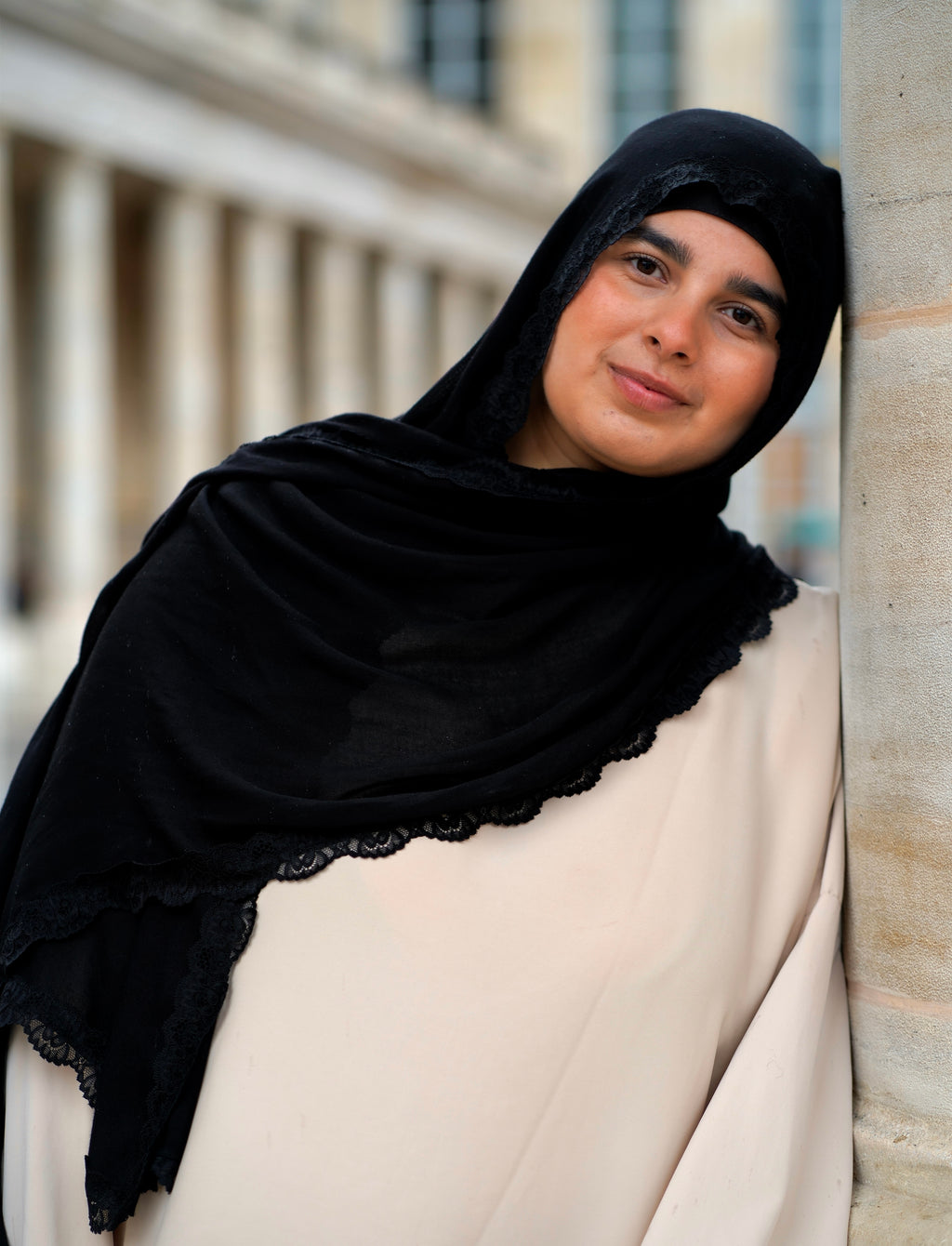 Sésame Noir - Premium Modal Lace